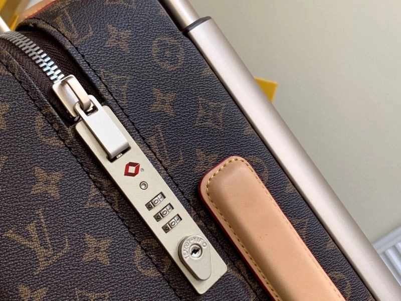UrbanStyle Louis Vuitton Suitcase 65633