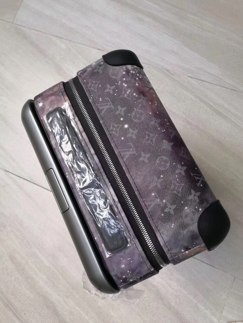 OdorResistant Louis Vuitton Suitcase 65597