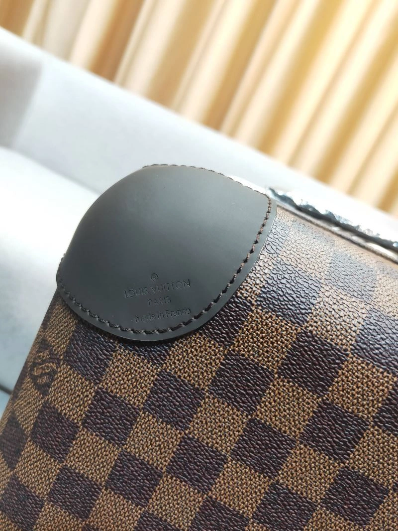 Comfortable Louis Vuitton Suitcase 65594