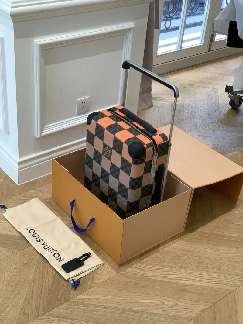 Supportive Louis Vuitton Suitcase 65603