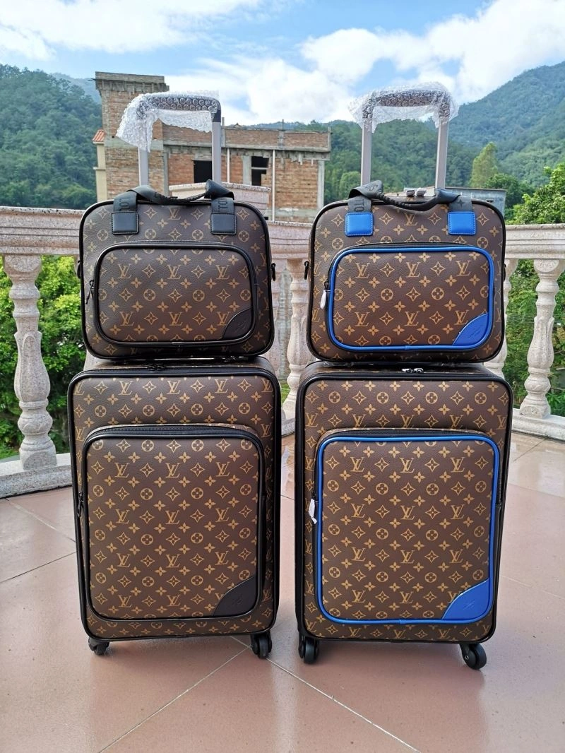 Louis Vuitton Suitcase Effortless 65587