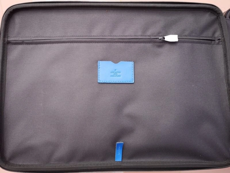 Louis Vuitton Suitcase Effortless 65587