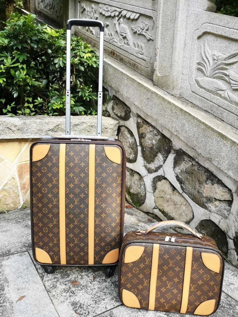 Popular Louis Vuitton Suitcase 65611