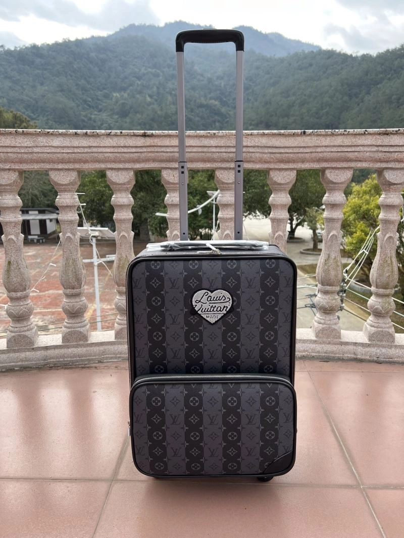 SunProtective Louis Vuitton Suitcase 65575