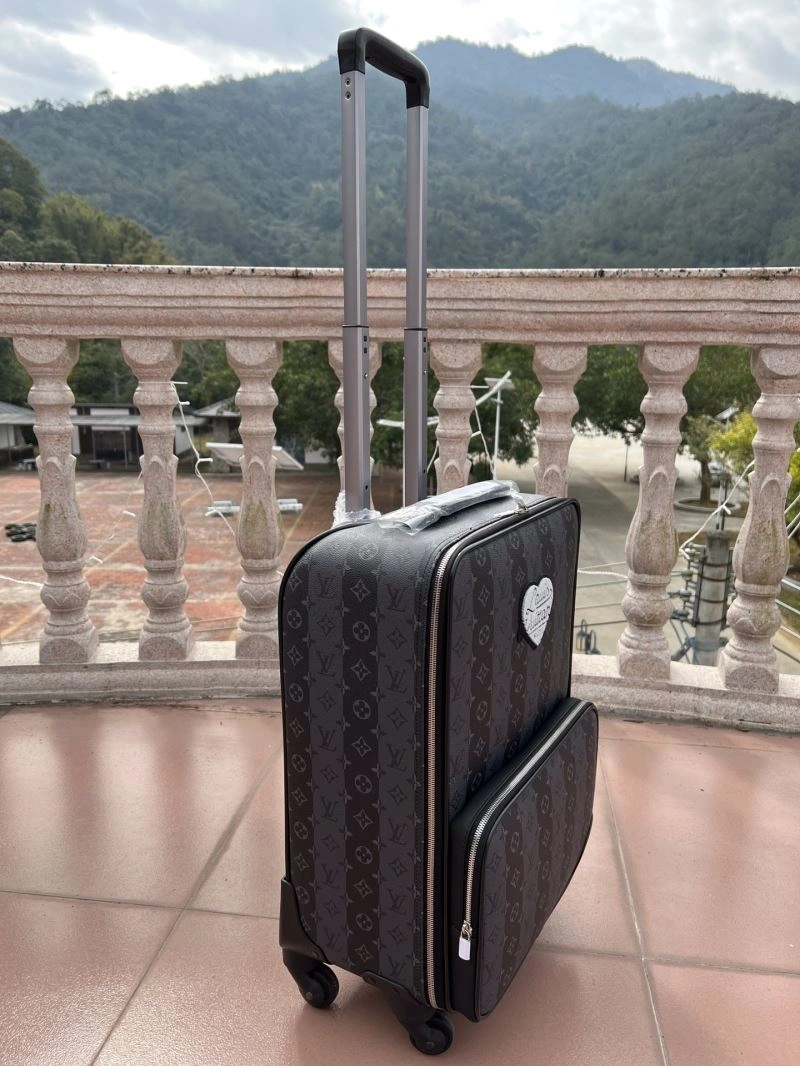 SunProtective Louis Vuitton Suitcase 65575