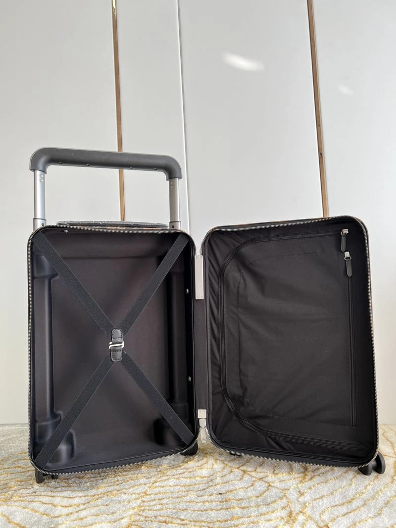 Louis Vuitton Suitcase FashionForward 65576