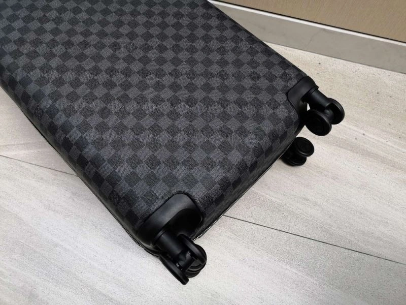 AllSeason Louis Vuitton Suitcase 65606