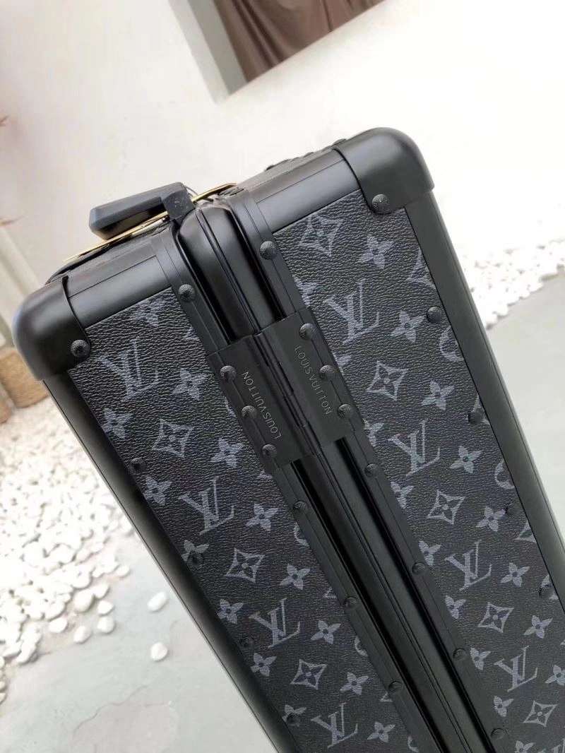 Resilient Louis Vuitton Suitcase 65561