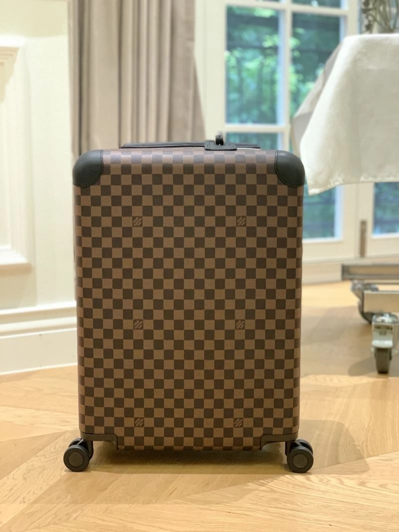 ZipUp Louis Vuitton Suitcase 65610