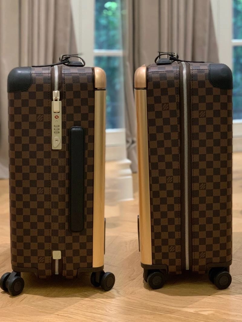 ZipUp Louis Vuitton Suitcase 65610
