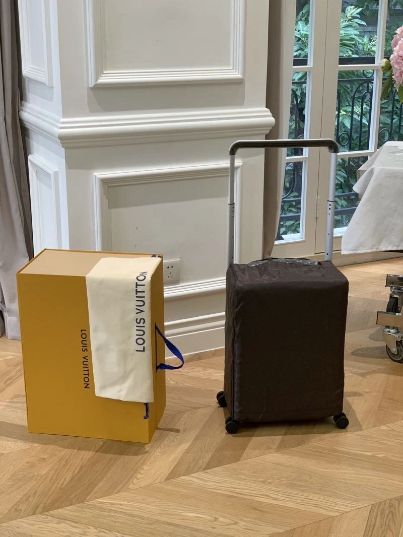 Trendsetting Louis Vuitton Suitcase 65547