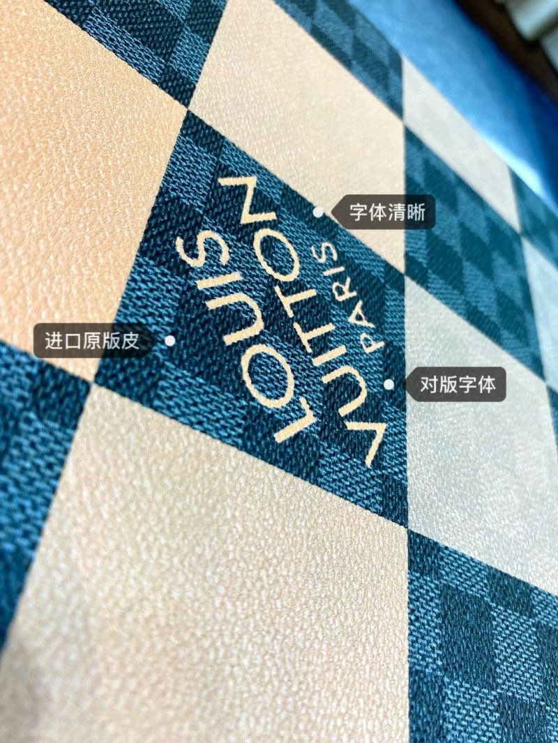 Louis Vuitton Suitcase Refined 65540