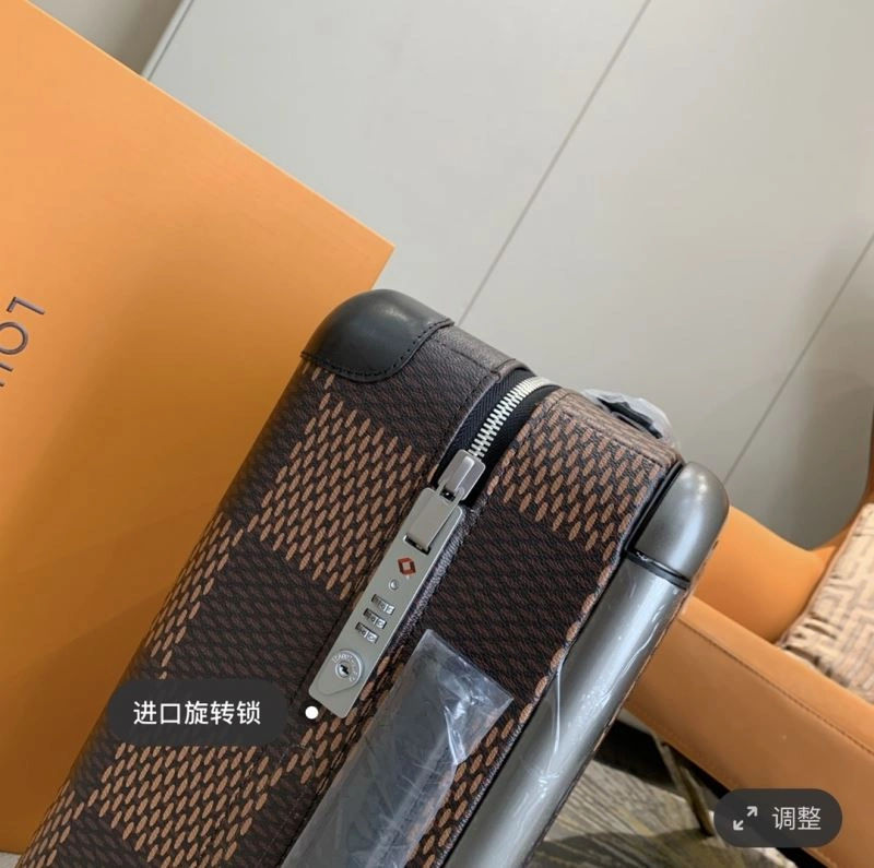 Elegant Louis Vuitton Suitcase 65583