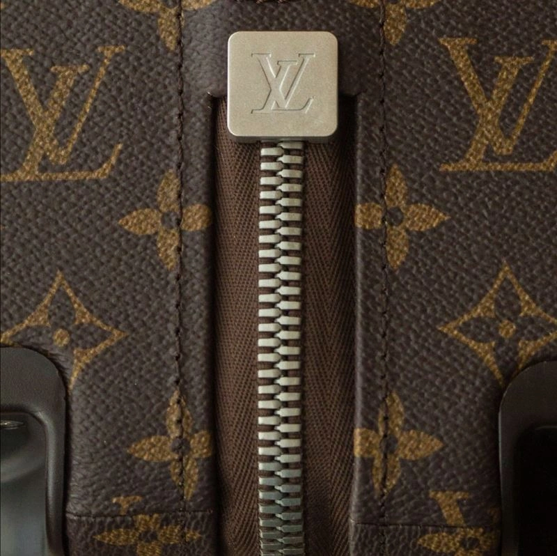 Louis Vuitton Suitcase SoftTouch 65582