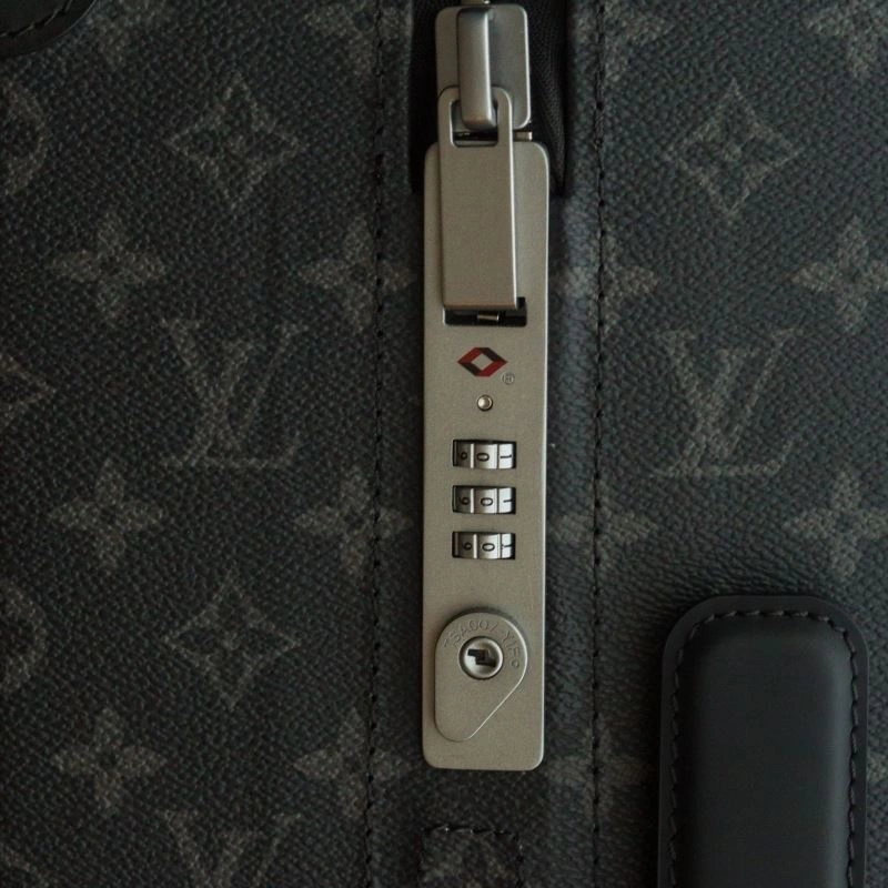 Louis Vuitton Suitcase Attractive 65536