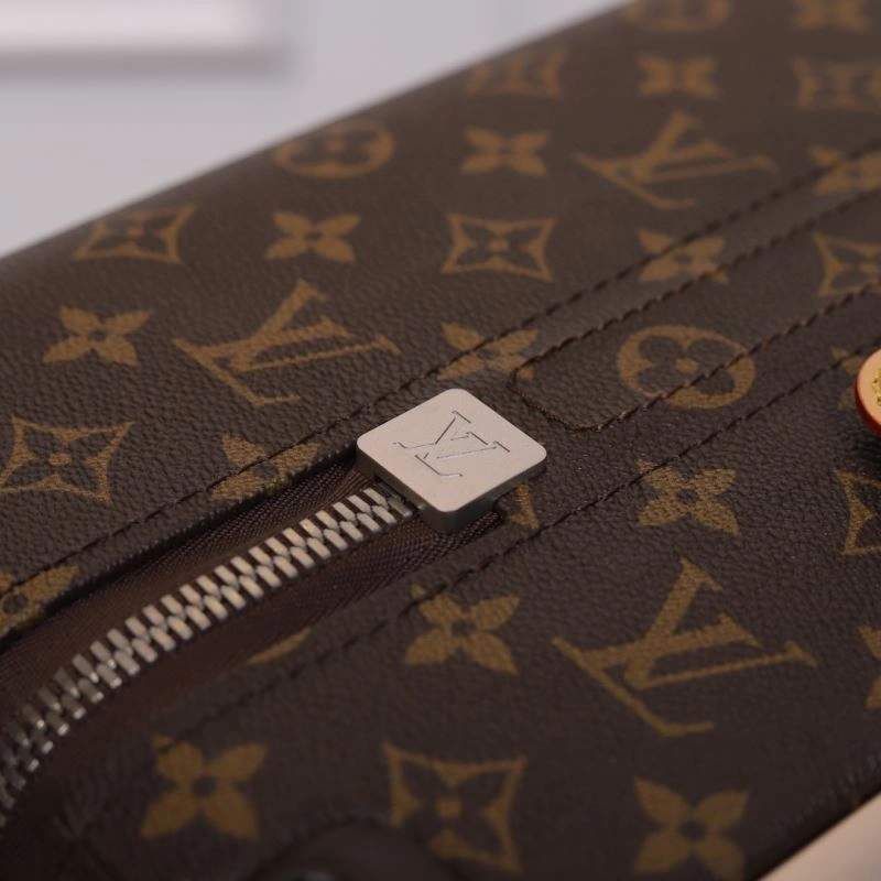 StreetReady Louis Vuitton Suitcase 65579