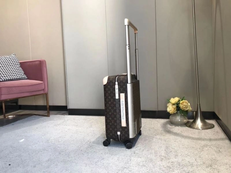 Louis Vuitton Suitcase FashionForward 65525