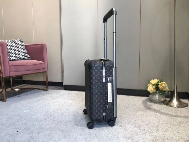 Sporty Louis Vuitton Suitcase 65523