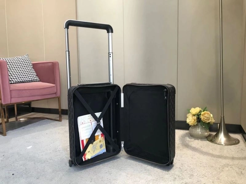 Sporty Louis Vuitton Suitcase 65523