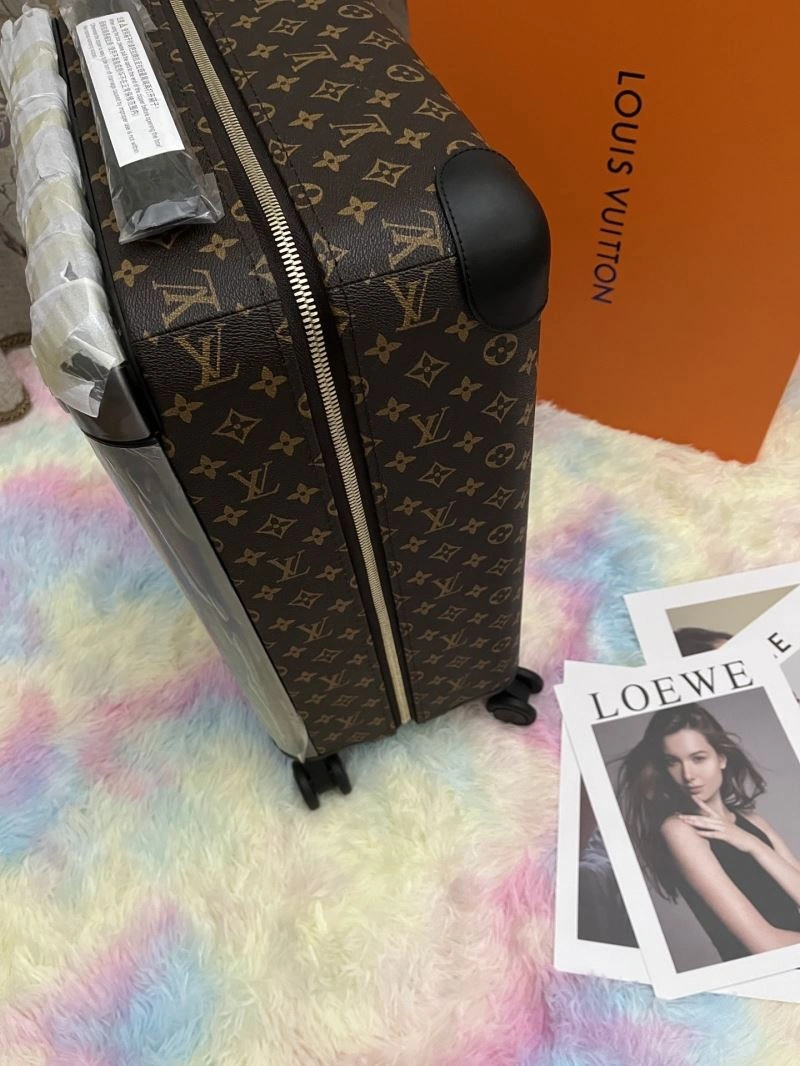 Louis Vuitton Suitcase ModernLook 65502