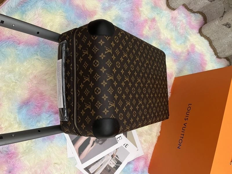 Louis Vuitton Suitcase ModernLook 65502