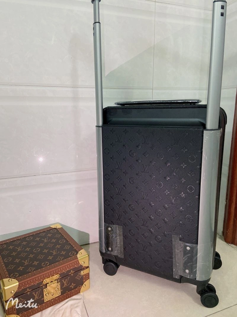 Sophisticated Louis Vuitton Suitcase 65518