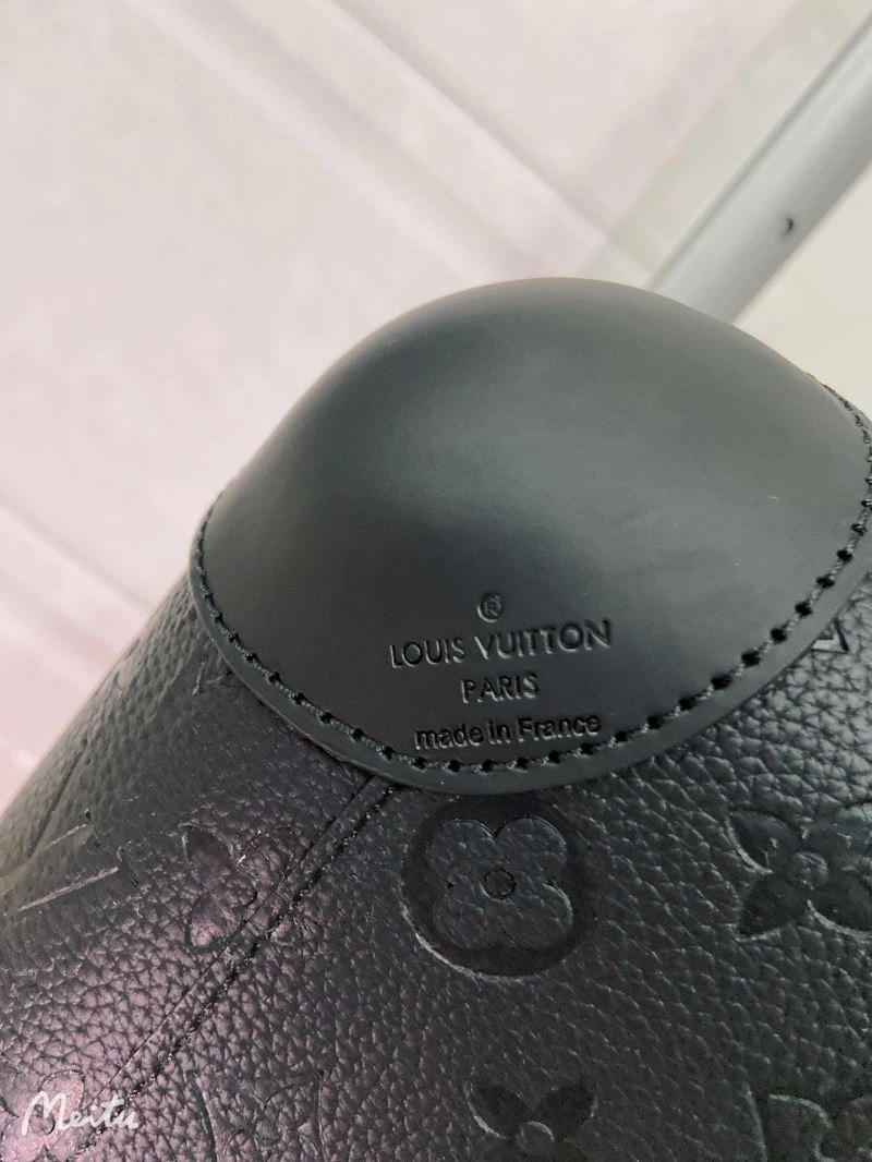 Sophisticated Louis Vuitton Suitcase 65518