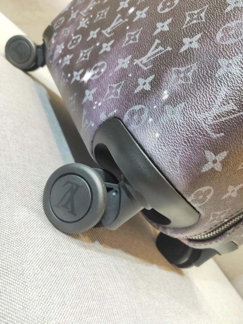 Cozy Louis Vuitton Suitcase 65585