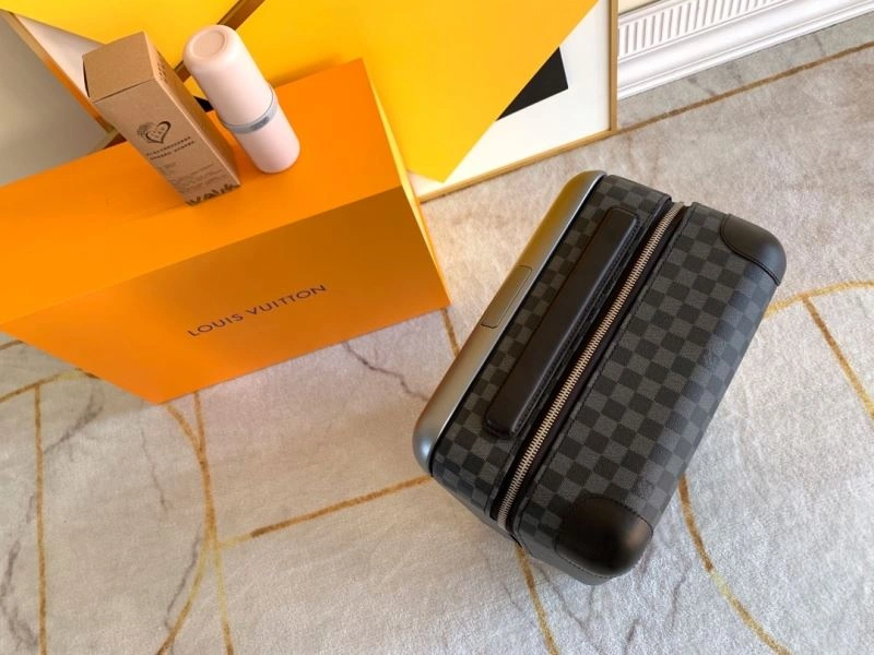 Louis Vuitton Suitcase Vibrant 65496