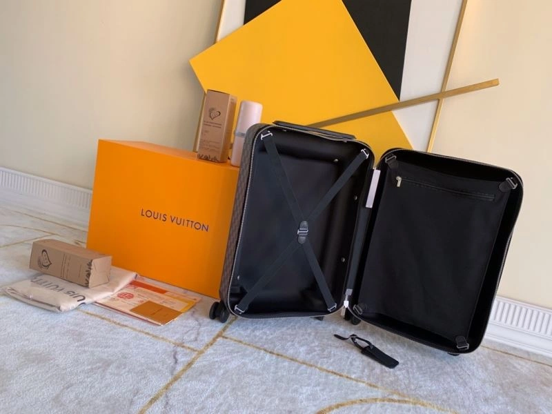 Louis Vuitton Suitcase Vibrant 65496