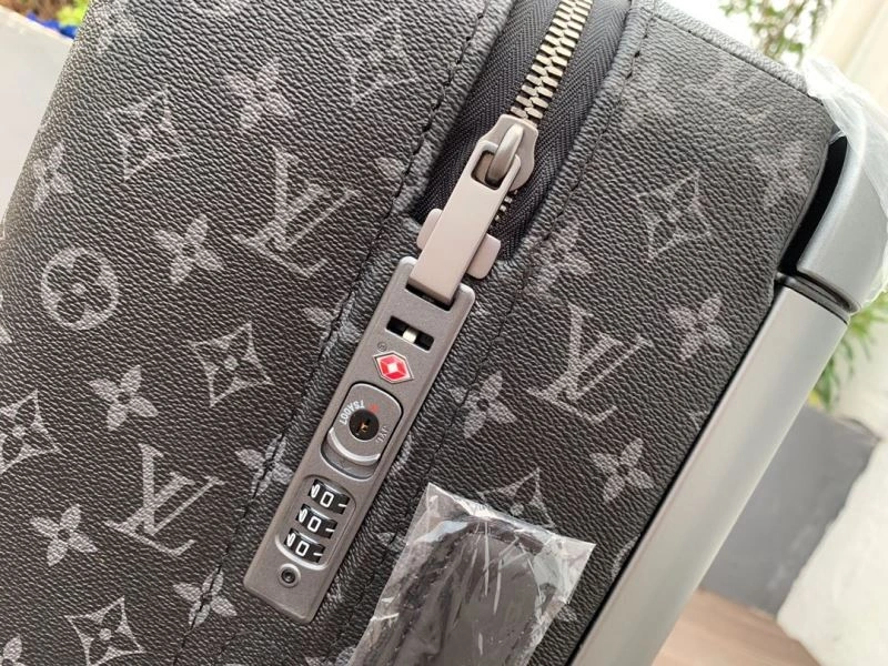 Louis Vuitton Suitcase Durable 65495