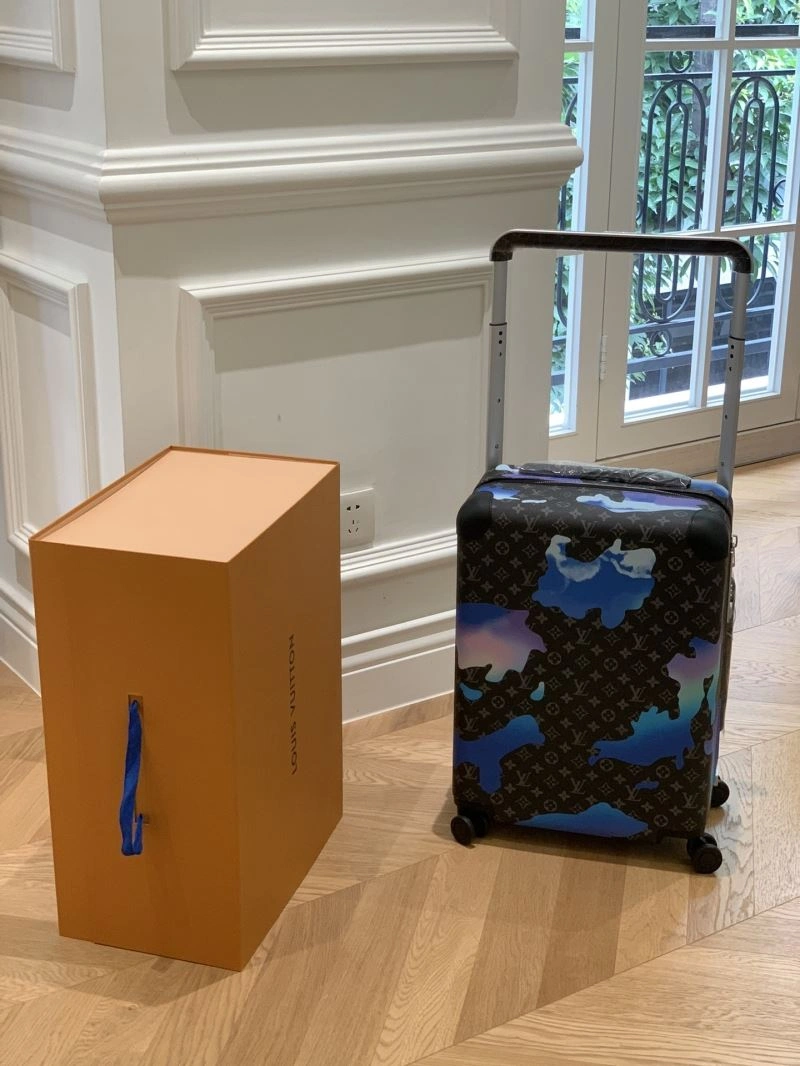 Contemporary Louis Vuitton Suitcase 65538