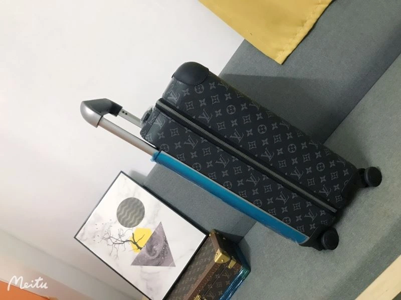 Breathable Louis Vuitton Suitcase 65469