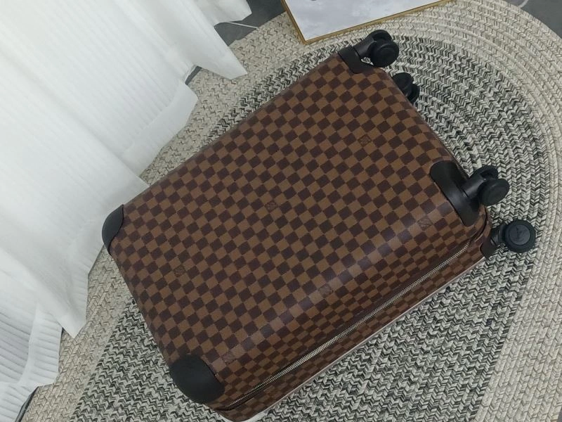 Youthful Louis Vuitton Suitcase 65463