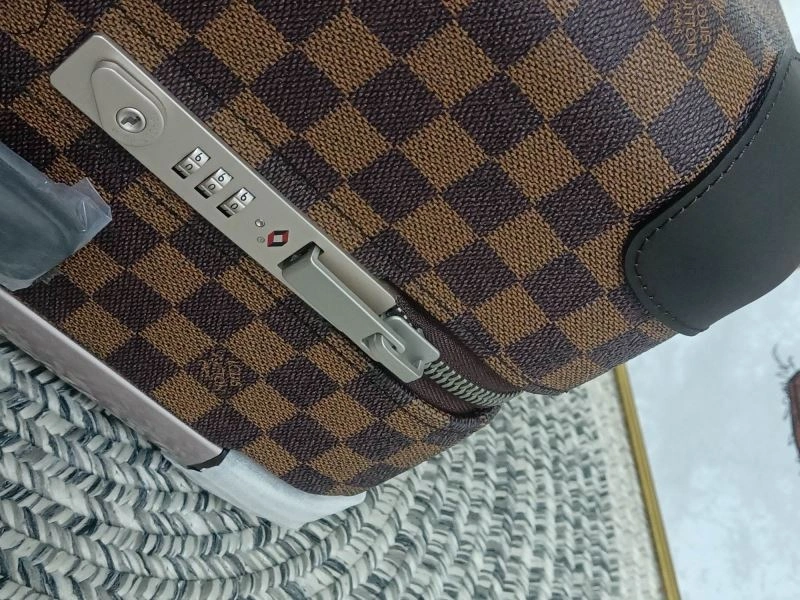 Youthful Louis Vuitton Suitcase 65463