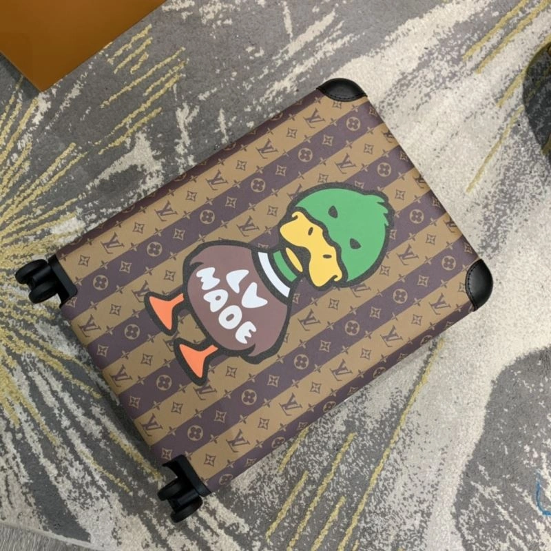Louis Vuitton Suitcase ModernLook 65461