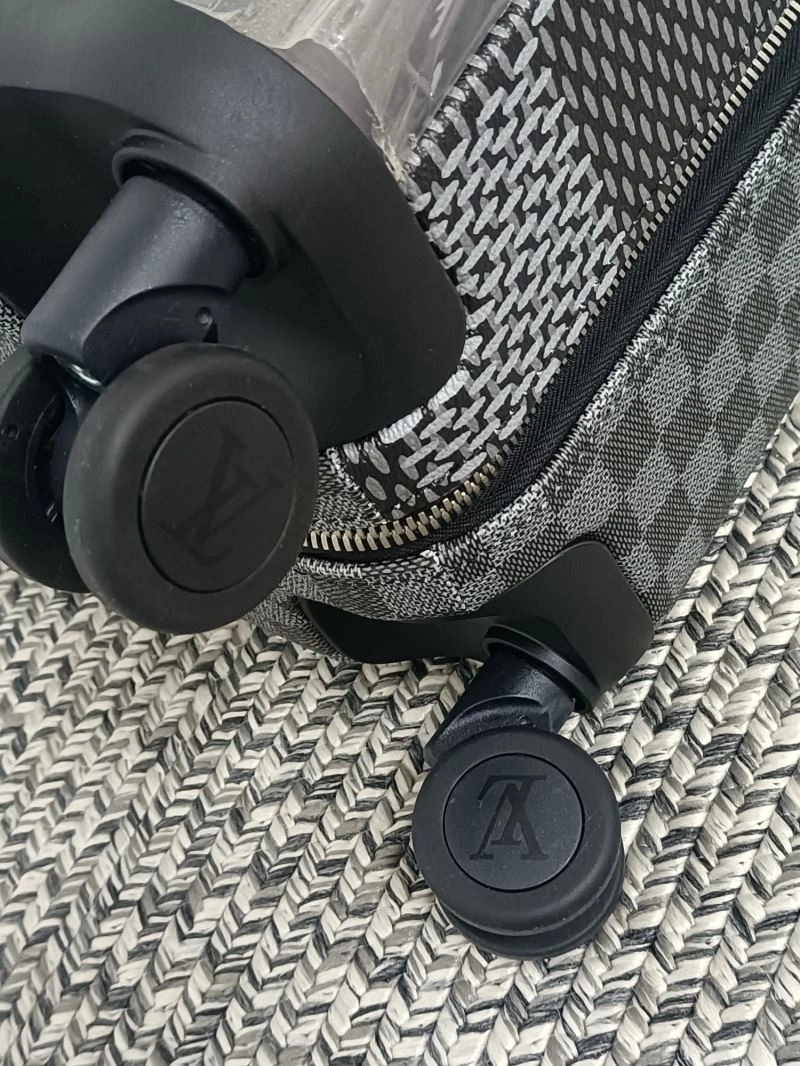 DailyWear Louis Vuitton Suitcase 65459