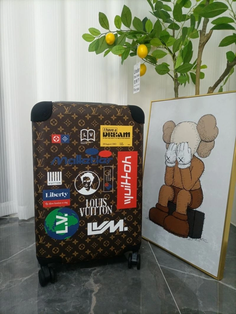 Bright Louis Vuitton Suitcase 65439