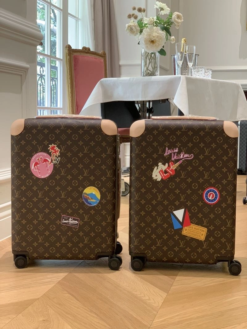 Versatile Louis Vuitton Suitcase 65444