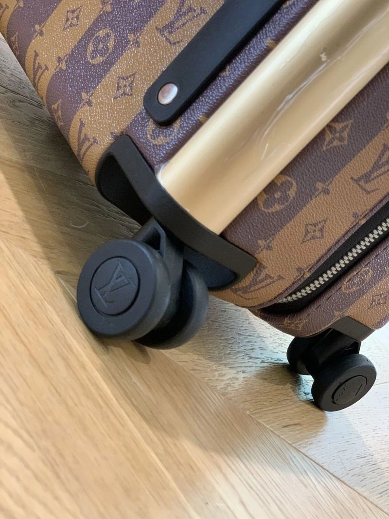 Louis Vuitton Suitcase ModernLook 65447