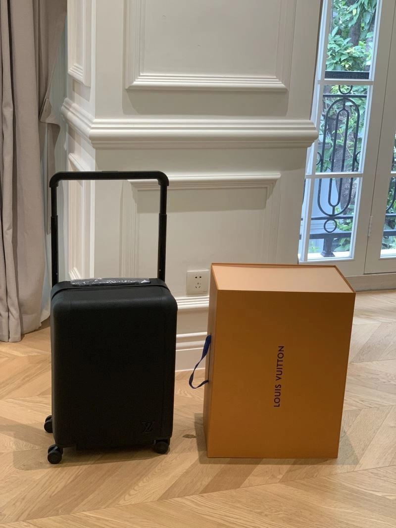ZipUp Louis Vuitton Suitcase 65433