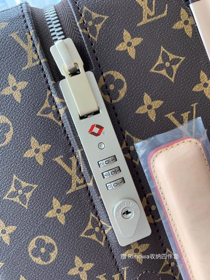 Comfortable Louis Vuitton Suitcase 65411