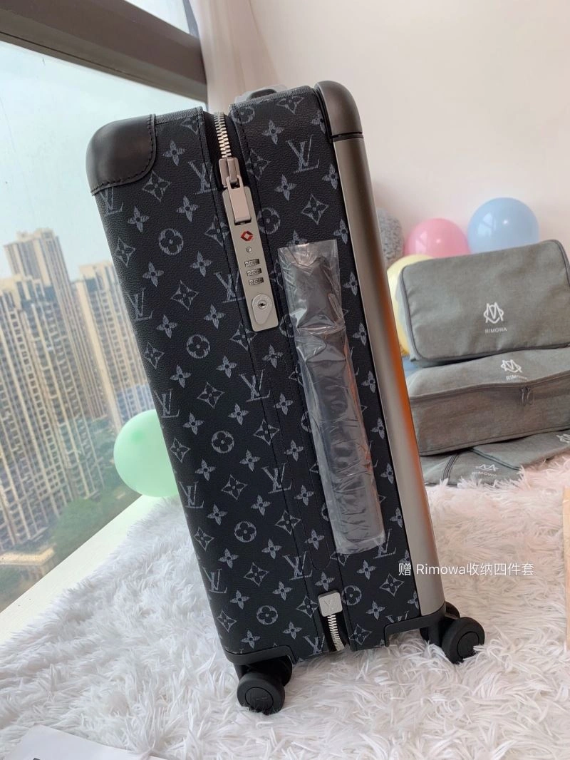 ZeroBulk Louis Vuitton Suitcase 65405