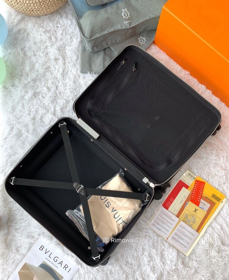 ZeroBulk Louis Vuitton Suitcase 65405