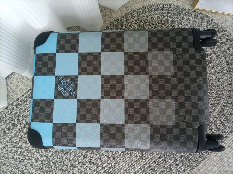 Neat Louis Vuitton Suitcase 65413