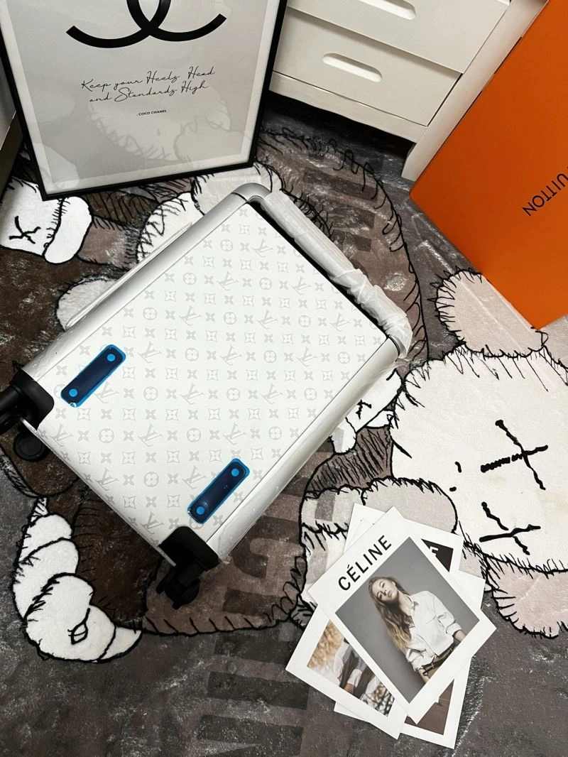 Louis Vuitton Suitcase EyeCatching 65403