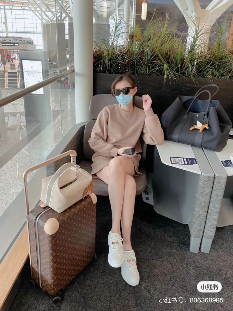 Louis Vuitton Suitcase Stretchable 65410