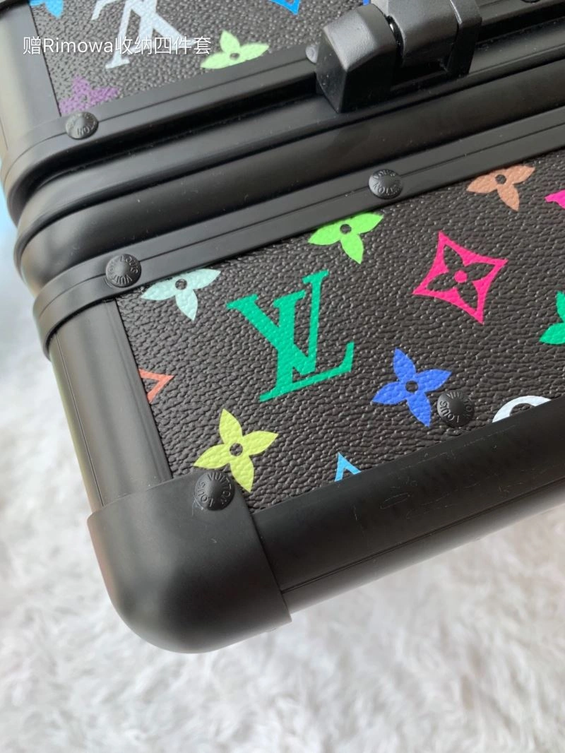 Original Louis Vuitton Suitcase 65393
