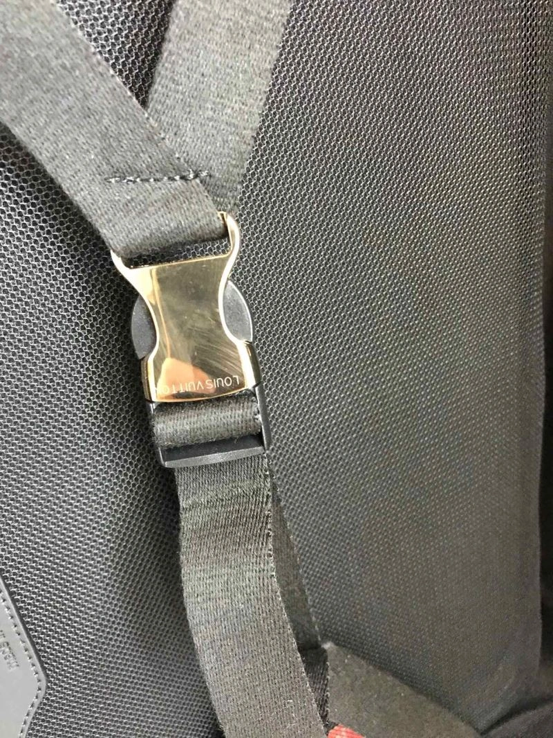 Breathable Louis Vuitton Suitcase 65387
