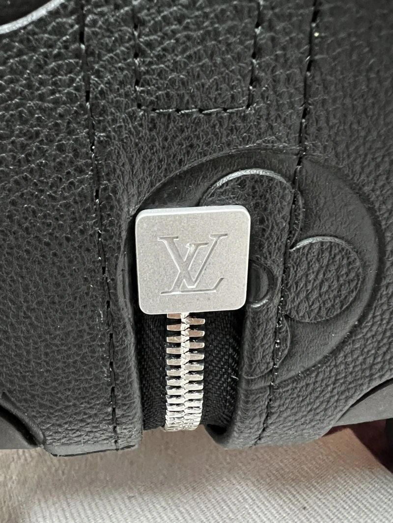 Attractive Louis Vuitton Suitcase 65382